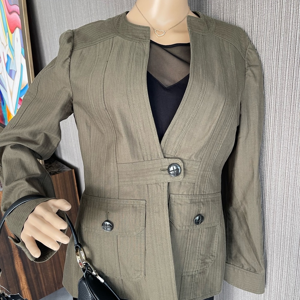 Nennette Lepore olive blazer